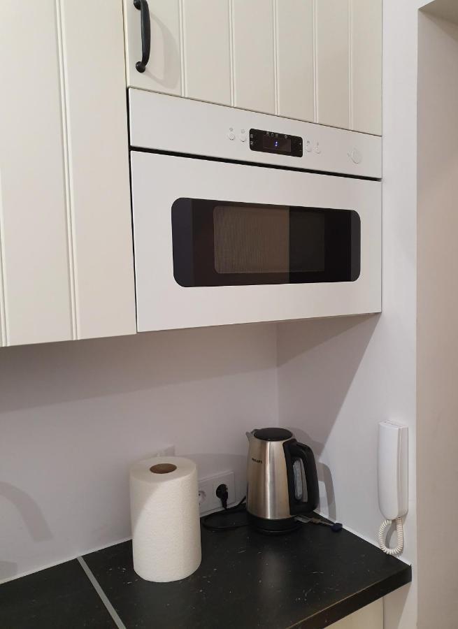 Apartamentai Su Jacuzzi ปาเนเวชิส ภายนอก รูปภาพ