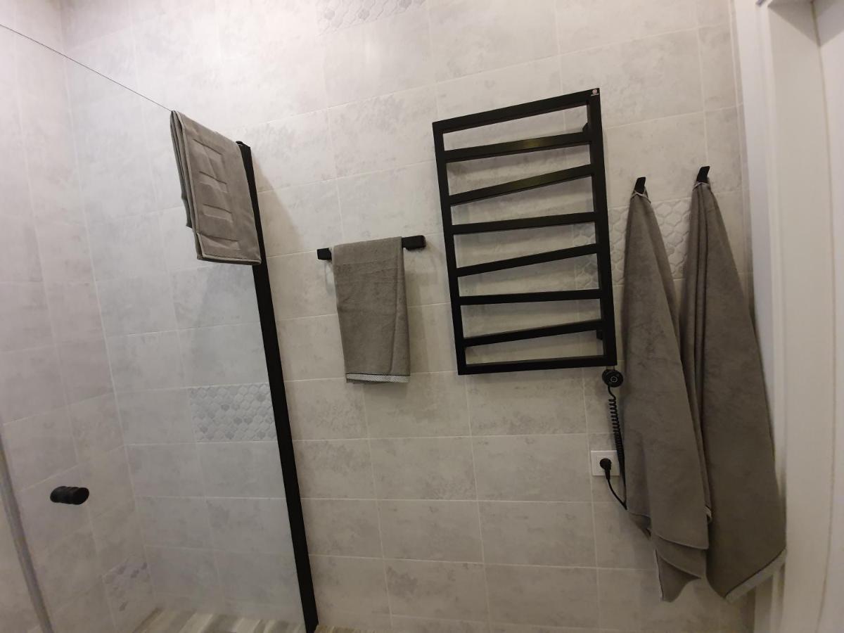 Apartamentai Su Jacuzzi ปาเนเวชิส ภายนอก รูปภาพ